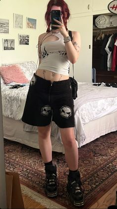 Chubby Grunge Outfits, Summer Emo Outfits, Goth Summer Outfits, Famous Lifestyle, 2024 Outfits, Girl Fits