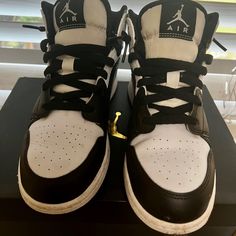 Jordan 1 Mid White Shadow Size 6y Jordan 1 Mid White, Jordan 1 Mid Black/fire Red/white, White Shadow, Jordan 1 Mid, Jordan 1, Kids Shoes, Kids Shop, Shoes Sneakers, Jordan