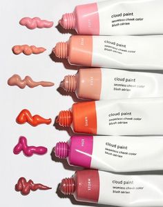 Cloud Paint, Glossier Cloud Paint, Alat Makeup, Blush On Cheeks, Glossy Makeup, Cloud Painting, Lip Glosses, Cream Blush, Trik Fotografi