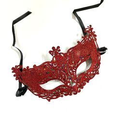 This item is a beautiful red sparkly mask for women. Best used for Proms, Masquerade Parties/Balls, Weddings, New Years Eve Parties, Marti Gras, Halloween, Birthdays, Cosplay, ect Priced per mask Elegant Masquerade Ball, Masquerade Mask Women, Vampire Ball, Ball Inspiration, Halloween Birthdays