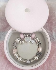 Pink Charms, Pandora Bracelet Designs, Pandora Jewelry Charms, Wrist Jewelry, Jewelry Accessories Ideas