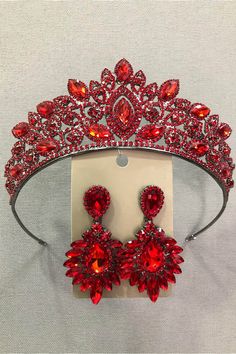 Crystal Glass Stone Hair Accessory Red Quince Theme, Prom Jewellery, Quinceanera Stuff, Red Quince, 21 Birthday, Animals Photography, Beautiful Tiaras, Red Crown, Crown Hair