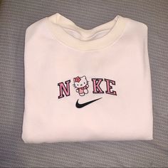 Embroidered Crewneck Super Cute! Size Medium Ivory Great Quality 100% Cotton Hello Kitty Nike, Hello Kitty Hoodie, Hello Kitty Sweatshirt, Kitty Clothes, Hello Kitty Clothes, Cute Nike Outfits, Nike Crewneck, Hello Kitty Accessories, Cute Shirt Designs