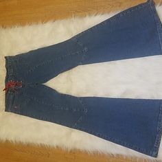 Embrujo Bell Bottom Blue Jeans Has Red Leather Tie Up The Front Has Front Open Pockets Belt Loops Wide Leg Bottoms Made Of 98% Cotton 2% Spandex Size 9. Brand New Missing Tag. Fitted Casual Jeans For Festivals, Casual Stretch Jeans For Festival, 70s Jeans, Leather Tie, Bootcut Pants, Thrift Finds, Pocket Belt, Virtual Closet, Bell Bottom