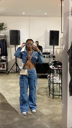 Two Piece Denim Outfit, Streetwear Fashion Spring 2023, Madisoncore Outfits, Teyana Taylor Outfits Streetwear, Lauryn Hill Concert Outfit Ideas, Tomboy Club Outfit, Brent Faiyaz Concert Outfit, Reggae Concert Outfit Ideas, Alicia Keys Concert Outfit