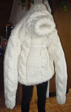 . Chunky Turtleneck, Chunky Turtleneck Sweater, Turtleneck Outfit, Merino Sheep, Pullover Outfit, Ladies Turtleneck Sweaters, Thick Sweaters, Mini Robes, Hand Knitted Sweaters