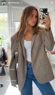 Blazer Styling, Spring Blazer, Outfit Photo, Uni Outfits, Outfit Look, Aesthetic Outfit, Mode Inspo, Styling Ideas, Professional Outfits