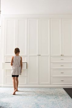 Pax System Hack, Cabinet Closet Design, Build In Wardrobe Ideas Small Spaces, Built In Office Desk And Cabinets Small Space, Kids Bedroom Wardrobe Ideas, Desk In Walk In Closet, Custom Built In Closet, Kids Built In Wardrobe Ideas, White Closet Ideas