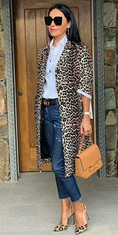 Fashion After 50 Classy, 2023 Outfit Ideas For Women, Women Fall Office Outfits, Winter Fall Outfits, Creative Work Outfit, Tule Rok, Stylish Outfits For Women Over 50, Mode Kimono, Mode Casual