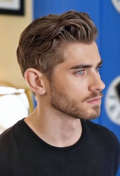 29 Winter Haircuts for Men 2024 - 2025: Stylish and Modern Choices - Fall Update 2024 Medium Short Hair For Men, Medium Hairstyles For Men, Winter Haircuts, Blonde Fringe, Mens Hairstyles Medium, Spiky Hair, Wavy Haircuts, Tousled Waves, Medium Short Hair