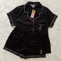 Juicy Couture Black Pajama Set Size Xl 97% Polyester, 3% Spandex Hand Wash Cold Other Outfits, Couture, Black Pajama Set, Black Pajamas, Cute Pjs, Cute Sleepwear, Juicy Couture Black, Cute Pajamas, Matching Pajamas