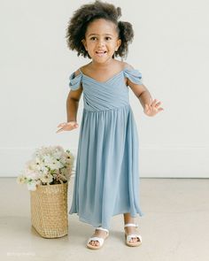 Flower Girl Dresses: 39 Looks For Girls + FAQs ❤ flower girl dresses blue simple rustic revelry #weddingforward #wedding #bride #flowergirldresses #blueflowergirldresses Chiffon Flower Girl Dress, Wedding Parties Colors, Chiffon Collection, Bridesmaid Dress Colors, Chiffon Flowers, Pleated Bodice