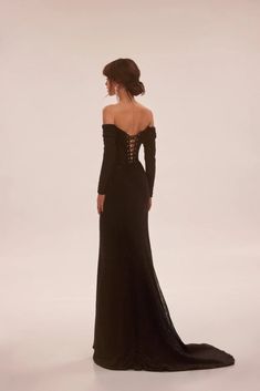 #ItsMilla Milla Dresses, Black Evening Gown, Looks Party, Prom Dress Inspiration, فستان سهرة, Long Train, Dresses Elegant, Glam Dresses, Sequin Fabric