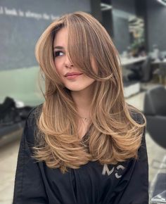 Haircuts Long Layers Straight, Medium Length Haircut For Thick Hair Long Layered Highlights, Ashy Highlights On Brown Hair, Trend Hair Color 2024, Side Part Haircut, Honey Brown Hair, Hairstyles For Layered Hair, Haircuts For Medium Hair, Haircuts For Long Hair