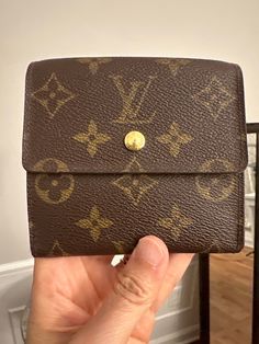 Authentic. Most signs of wear are in pictures. It is vintage and preowned item so please expect normal signs of usage such as lose stitches or slighly leather odor. 4x4x1 in approximately. Louis Vuitton Wallet, Clip Wallet, Authentic Louis Vuitton, Money Clip Wallet, Purse Wallet, Labour Day, Louis Vuitton, Wallet, Pet Supplies