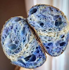 two pieces of bread that are blue and white