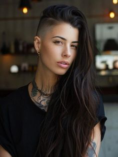 Edgy Long Haircuts, Weird Woman, Bold Haircut, Bold Haircuts, Undercut Long Hair, Aged Clothing