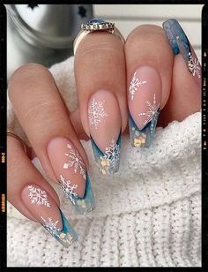 Winter Nails Acrylic, Her Nails, Snowflake Nails, Christmas Nails Acrylic, Blue Nail, Winter Nail Art, Festival Nails, Xmas Nails, Christmas Nail Designs