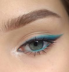 Prom Eye Makeup, Cute Eye Makeup, Eye Makeup Pictures, Smink Inspiration, Pinterest Makeup, Makijaż Smokey Eye, Dope Makeup, Colorful Eye Makeup