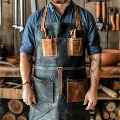 Carpenter Apron with multiple pockets Carpenters Apron, Woodworking Safety, Leather Aprons, Welding Apron, Woodworking Apron, Tool Apron, Workshop Tools, Handmade Aprons, An Apron