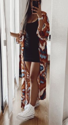 Women Fashion 2023 Summer, Look Beta, Betas Outfits Summer, Fall Wedding Outfits For Women, Summer Oversized Outfits, Looks Beta, Midsize Looks, Outfit Beta, Dress And Kimono Outfit