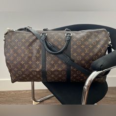 Louis Vuitton Lv Keepall Bandoulire 55 In Monogram Macassar. 10000% Authentic With All Details And Date Code Posted. Comes With Shoulder Strap, Lock, Poignet, Luggage Tag (Heat Stamped Bk). Excellent Used Condition With Minor Marks On Hardware, Some Creasing In Canvas, Some Scratches On Leather. Clean Inside. Fast Shipping!! Thanks For Viewing Keywords: Duffle, Duffel, Travel, Luggage, Neverfull, Speedy, Damier, Graphite, Azur, Ebene, Purse, Bag Lv Keepall, Louis Vuitton Keepall 55, Louis Vuitton Luggage, Louis Vuitton Keepall, Purse Bag, Luggage Tag, Duffel Bag, Luggage Tags, Travel Luggage