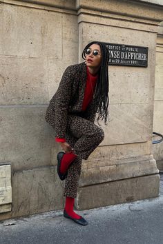 Hot red is set to be the biggest colour trend for autumn/winter 2023, and we'll be wearing it head-to-toe. Click here to see and shop the look. Classy Fall Outfits, Mob Wife, Animal Print Fashion, Fall Outfits For Work, Chic Casual, Autumn Fashion Casual