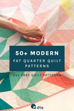 Searching for simple fat quarter quilt patterns that look modern? Check out our best selection of 50+ simple fat quarter quilt patterns! More than 25 of them are free! Get inspired by these awesome fat quarter pattern ideas. Fat Quarter Quilt Patterns Free, Fat Quarter Baby Quilt Pattern, Modern Quilt Patterns Free, Fat Quarter Quilt Patterns, Quilts Using Fat Quarters, Beginner Quilt Patterns Free, Modern Baby Quilt Patterns, Fat Quarter Sewing Projects