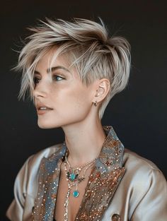 Layered Short Pixie Haircut, Funky Pixie Cut, Spikey Hair, Hire Style, Pixie Haircut Ideas, Thick Hair Cuts, Swept Bangs, Choppy Layers