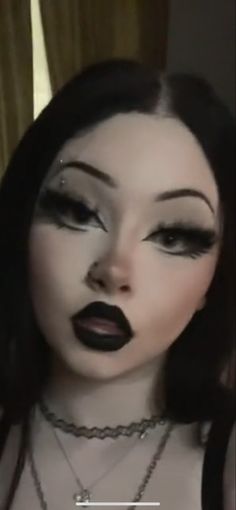 Goth Bratz Makeup, Goth Makeup Black Lipstick, Goth Lip Liner, Gothic Makeup Easy, Soft Goth Makeup Hooded Eyes, Black Eyeshadow Looks Goth, Hot Goth Makeup Looks, Goth Makeup For Round Face