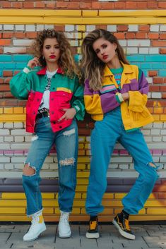 90s Characters Costumes, Disco 90s Party Outfit, Retro 80s Outfits Party, 90s Neon Outfits, 90’s Costume, 90s Disco Outfit, 1980's Outfits, 80s Retro Outfit Ideas, Outfits From The 80s