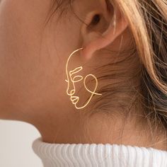 F A Y E * A B S T R A C T * F A C E * H O O P S * Material: High Quality Solid 925 Sterling Silver * Finish: Sterling Silver ∙ 18K Gold * Featuring 20mm x 30mm One Line Abstract Face Charm * Face Art by Irene Florentina H O W ∙ T O ∙ O R D E R * Select your finish in the drop down menu. Design is available in 2 colors: 18k Gold and Sterling Silver. O T H E R ∙ I N F O R M A T I O N * All items are nicely packaged ready to gift in elegant jewelry boxes. * If you can't find the information you nee Artistic Nickel-free Hoop Earrings, Nickel-free Artistic Hoop Earrings, Heart Shaped Lips, Line Abstract, Abstract Jewelry, Statement Hoop Earrings, Abstract Earrings, Face Earrings, Abstract Face