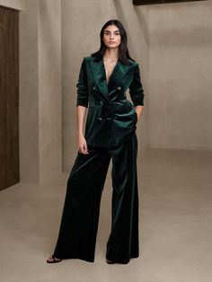 Dark Green Formal Dress Velvet, Velvet Dress With Shaw, Velvet Dress Bridal Party, Coat Over Long Formal Dress, Luxury Chic Double Breasted Suit For Fall, Luxury Velvet Blazer With Double Button Closure, Velvet Dress Modern, Black Velvet Suit Dress, Dark Green Dress Formal Velvet