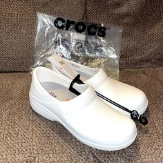 New With Tags!! Great For Nurses /Nursing Students Womens Size 8 Non Smoking Home See All Pics For Specifics Fast Shipping!! White Nurse Shoes, Cute Crocs Shoes Nurses, Comfy Nurse Shoes, Nurse Crocs, Nurse Shoes, Nursing Shoes Comfortable, Nursing Crocs, Crocs Wedges, Crocs Platform Clog