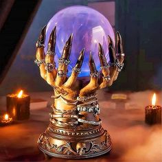 PRICES MAY VARY. 2. Bereitgestellt durch unsere Glaskristallkugel. Es gibt nichts Besseres als einen Wahrsagetisch, der eine Halloween-Party zum Jubeln bringt. Diese exquisite Plasmakugel aus Glas hat die Form einer Hexenhand und fängt das Halloween-Feeling perfekt ein. 1. Mit diesem Balllicht macht das Spielen mehr Spaß! Legen Sie einfach Ihren Finger auf die Glasoberfläche und Sie werden sehen, wie die bunten, leuchtenden Lichtstrahlen jede Ihrer Bewegungen verfolgen. Erleben Sie den Zauber mi Dekorasi Halloween, Halloween Decor Diy, Desktop Shelf, Witch Hands, Celestial Crystal, Diy Halloween Decor, Halloween Prop, Halloween Tattoo, Ball Lamps