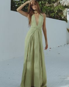 Beach Look, Edgy Outfits, Dress Code, Linen Clothes, Dress Codes, Design Inspo