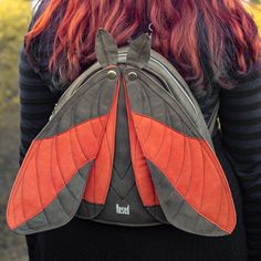 Butterfly Handmade, Backpack Design, Unique Backpacks, Handmade Butterfly, Backpack Free, Convertible Backpack, The Wings, Character Outfits, Butterfly Design