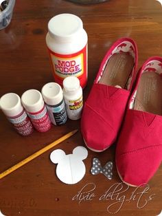 Shoes Disney, Disney Cute, Disney Toms, Toms Shoes Outlet, Disney Diy, Disney Crafts