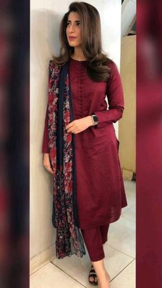 Silk Kurti Designs, Churidar Designs, Simple Kurta Designs, Casual Indian Fashion, Long Kurti Designs, Long Dress Design