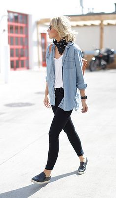 Quoi porter ce weekend ? 4 looks à adopter immédiatement : Black Sneakers Outfit Summer, Black Jeans Summer, Jeans Summer Outfit, Black Sneakers Outfit, Sneakers Outfit Summer, Happily Grey, How To Wear Sneakers, Jeans Summer, Quoi Porter