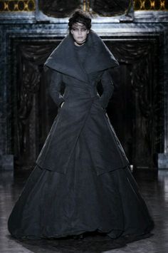 Gareth Pugh. Visionary Fashion, Gareth Pugh, Back In Black, Limited Run, 50 Shades Of Grey, Fashion Week Runway, Open Doors, Down Coat, Historical Clothing