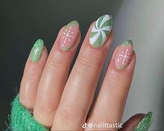 Short Grinch Nails, Grinch Inspired Nails, Christmas Inspired Nails, Xmas Nail, Christmas Instagram, Candy Cane Nails, December Nails, October Nails, Winter Nails Acrylic