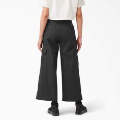 Utility Outfit, Dickies Cargo Pants, Uniform Style, Fit Cargo Pants, Cropped Cargo Pants, Dickies Women, Dickies Pants, Pullover Cardigan, Uniform Fashion