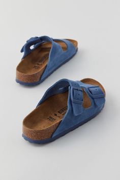 Birkenstock Arizona Soft Footbed Leather Sandal | Urban Outfitters Blue Birkenstocks, Boston Birks, Birkenstock Outfit, Birkenstock Sandals Arizona, Fall Closet, Men's Shoes Accessories, Birkenstock Sandals, Blue Fits