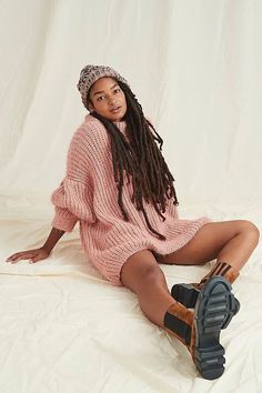 Free People Oasis Sweater ~ Today's Fashion Item | So soft and slouchy, this oversized Free People Oasis Sweater is featured in a fuzzy fabrication with mock-style neckline, tunic length and dropped shoulders for added shape. | Free People Sweater | Free People Tunic | Free People Outfit | Cute Sweater Outfit | Fashion Trends | Chunky Sweater | Oversized Sweater | Cozy Sweater | Cozy Sweater Outfit | Winter Sweater | Winter Outfit | #FreePeople #ChunkySweater Free People Winter, Winter Model, People Brand, Loungewear Set, Casual Chic Style