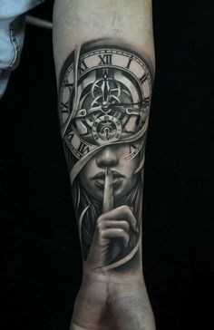 Guapisimo Tato Jam, Tattoos Arm Mann, Tato Maori, Clock Tattoo Design, Tattoo Trend, Cool Arm Tattoos, Forearm Tattoo Design, Cat Tattoos, Watch Tattoos