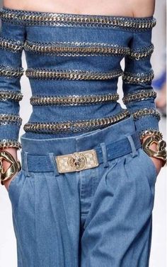 Balmain Blue Denim High Waist Pants | Runway Catalog Mode Vintage, Outfit Casual, High Waisted Denim, Fashion Details, Fashion Week Spring, High Waisted Pants, Denim Fashion, Paris Fashion, Runway Fashion