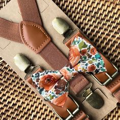 This burnt orange floral bow tie & brown suspenders set is a great choice for a bowtie for a terracotta wedding, fall wedding, autumn ring bearer gift, boho wedding, bow ties for men, ring bearer outfit, any other special occasion. ❤ **Please Specify**  Bow Tie Only (w/ Clip or Neck Strap), Suspenders Only, or Bow Tie Only & Susp (Bow Tie and Suspenders) SUSPENDERS- One Pair of our Quality Suspenders BOW TIE - One Bow Tie on White Adjustable STRAP or Alligator CLIP PET BOWTIE w/ Elastic Loops- S Terracotta Bow Tie, Brown Suspenders, Ring Bearer Gift, Bow Tie Suspenders, Tie And Suspenders, Orange Ring, Terracotta Wedding, Ring Bearer Gifts, Bearer Outfit