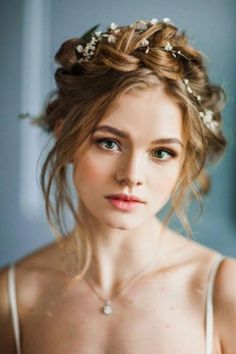 #weddinghairup Bohemian Wedding Hair, Milkmaid Braid, Hairstyle Examples, Wedding Hairstyles Medium Length, Wedding Braids, Flower Crown Hairstyle, Flower Girls Dress, Best Wedding Hairstyles, Bohemian Jewellery