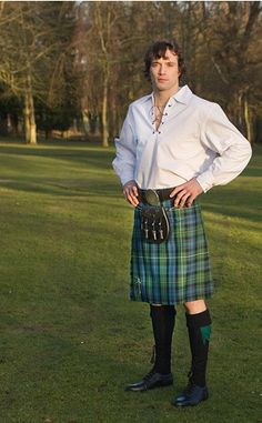 Tartan plaid kilt guy Kilt Men, Kilted Men, Deadpool Quotes, Scottish Men, Scotland Kilt, Irish Dress, Gay Weddings, Ireland Fashion, Irish Fashion